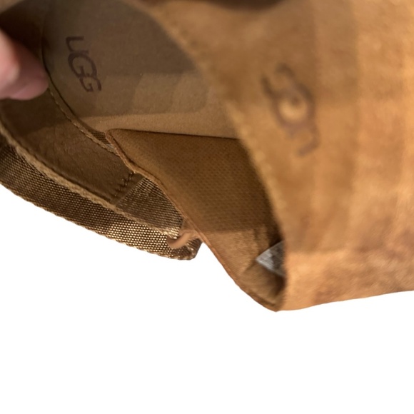 UGG Goldenstar Suede Clogs in Chestnut Brown Size 6 kid’s - Picture 4 of 12